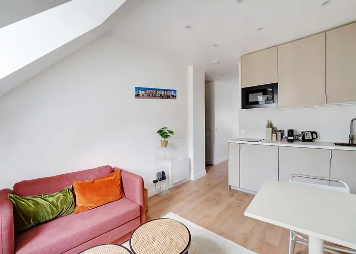 Comfortable And Modern 2p - 16th * Parijs