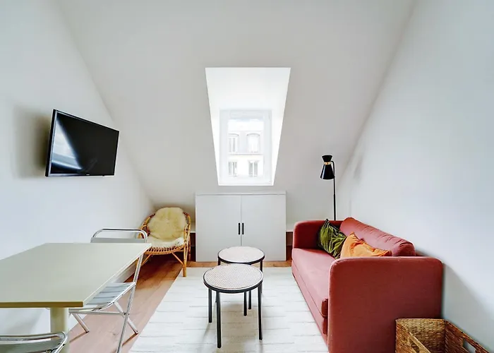 Comfortable And Modern 2p - 16th Hébergement de vacances *