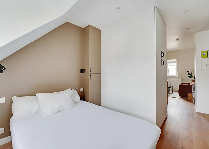 Comfortable And Modern 2p - 16th